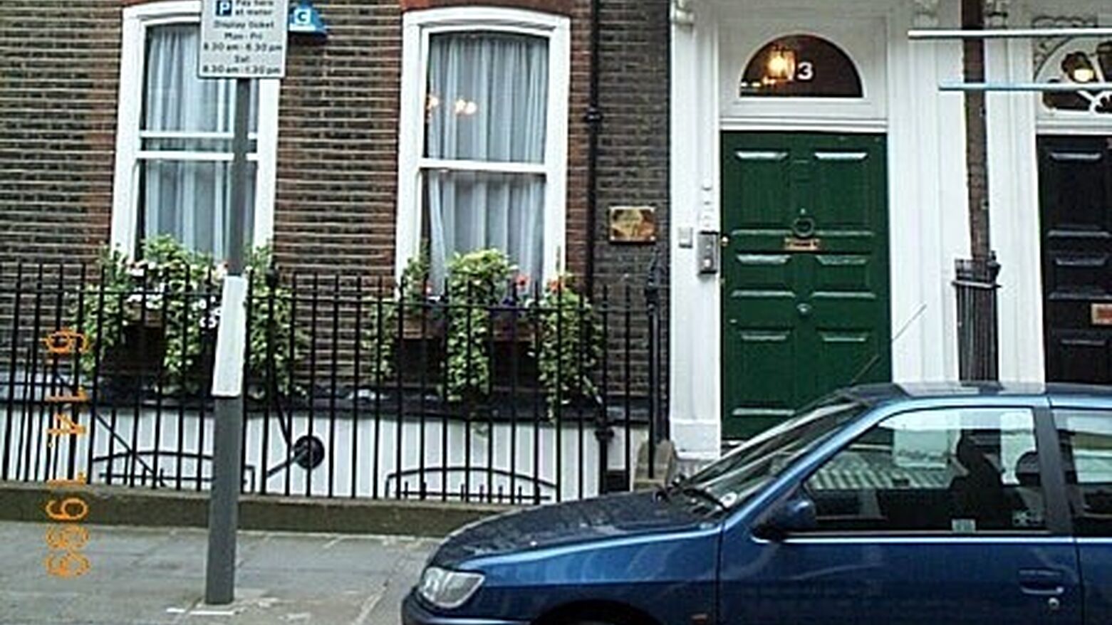 0803 13 Great James Street