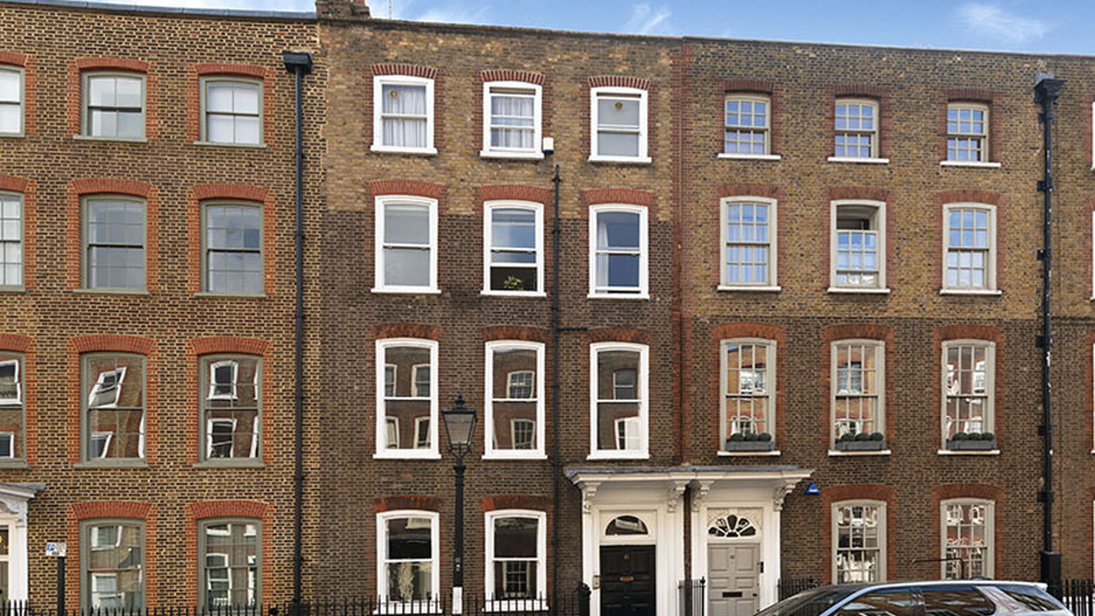 Gf 13 great james street 373039 ext L 800px